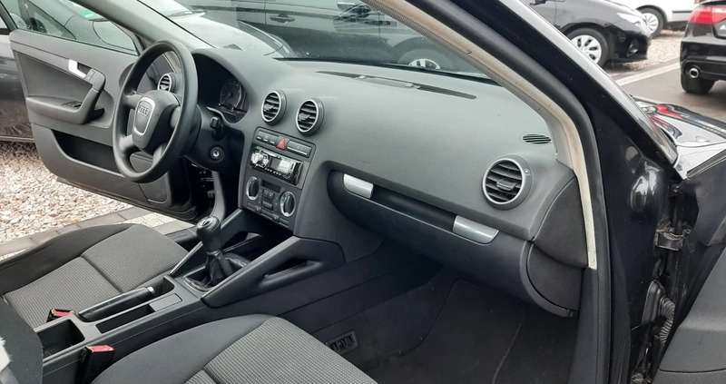 Audi A3 cena 15600 przebieg: 220000, rok produkcji 2005 z Raszków małe 121